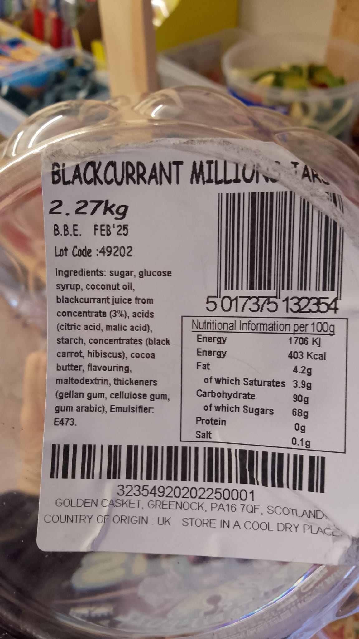 Blackcurrant Buzz Millions per 100g