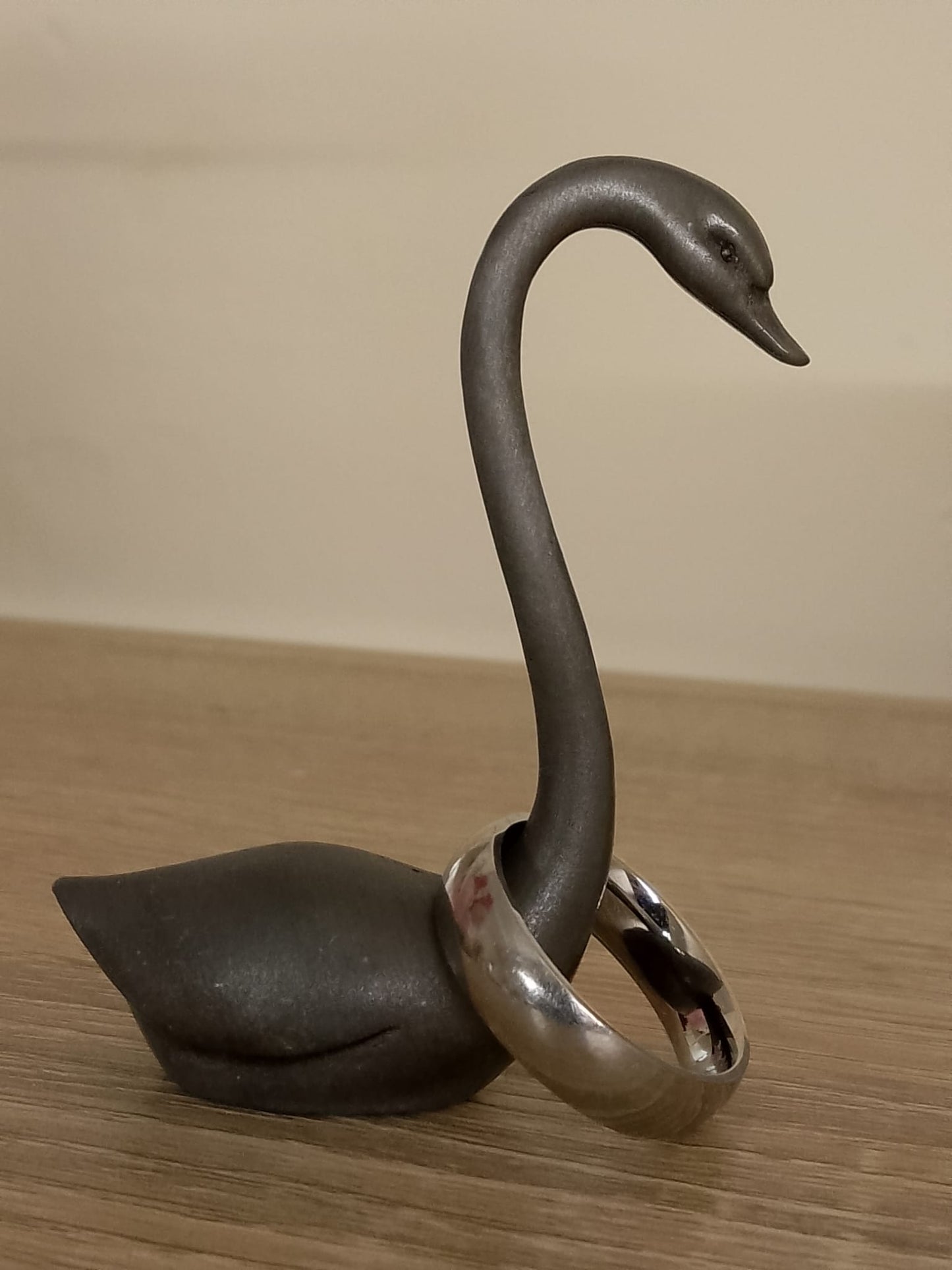 Swan Ring Holder