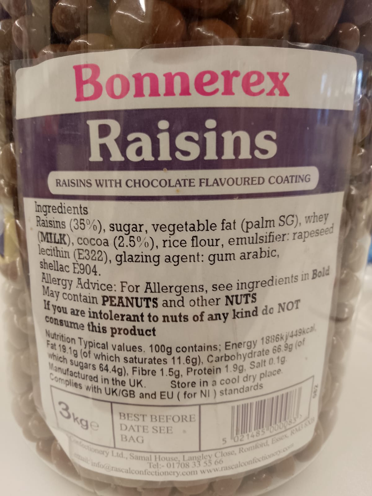 Chocolate Raisins per 100g