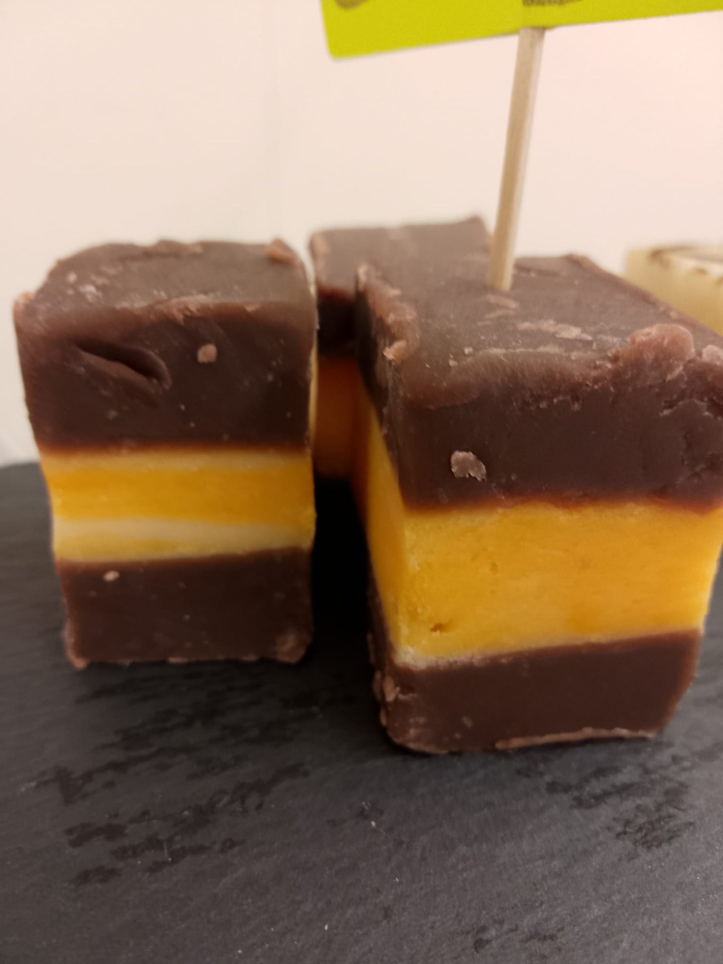 All Year Round Creme Egg Fudge per 100g